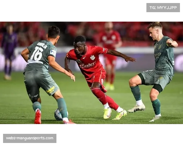 胡巴卡德高压控球战术 基尼奥内斯雷特吉组成强势攻击组合